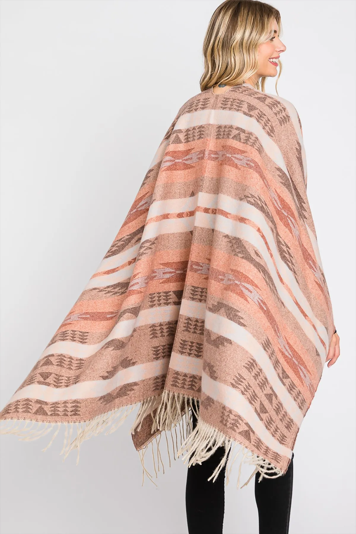 AZTEC PATTERN FRINGE RUANA