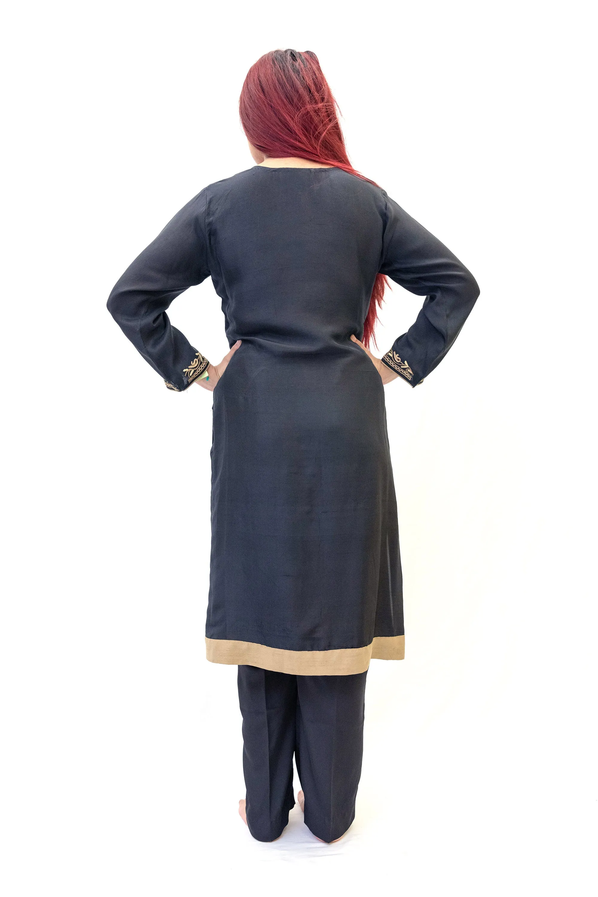 Black Lawn Silk Salwar Kameez - Suit