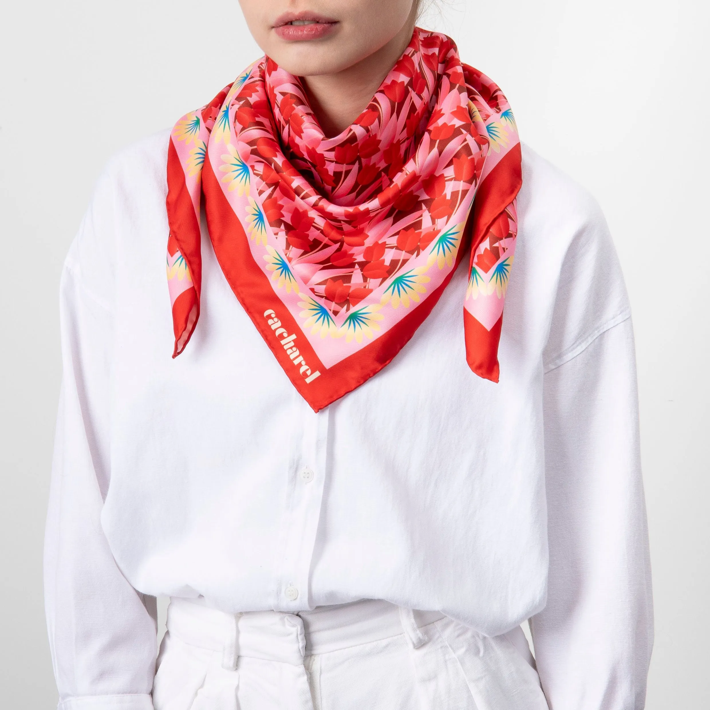 Cacharel CFL333P-Scarf Albane Red