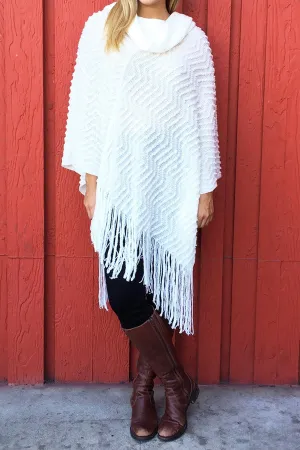 CHEVRON TEXTURED FRINGE PONCHO