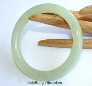Classic Traditional Round Chinese Jade Bangle Bracelet 65mm (JBB-3353)