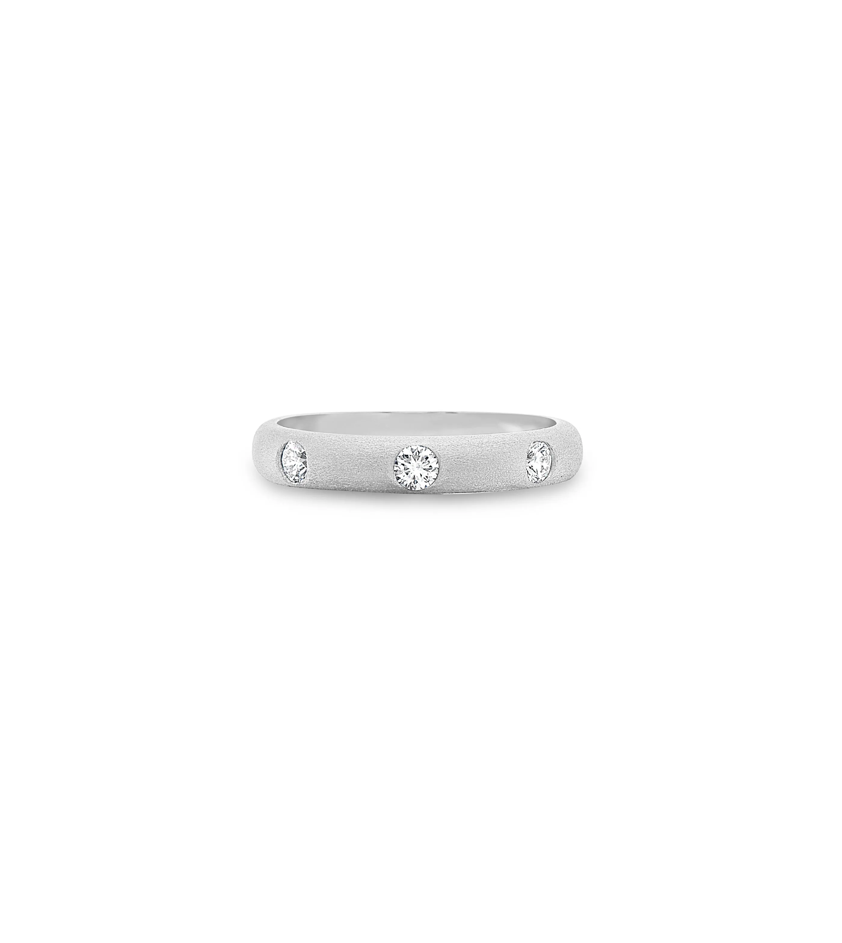 Diamond 3 Stone Flush Band