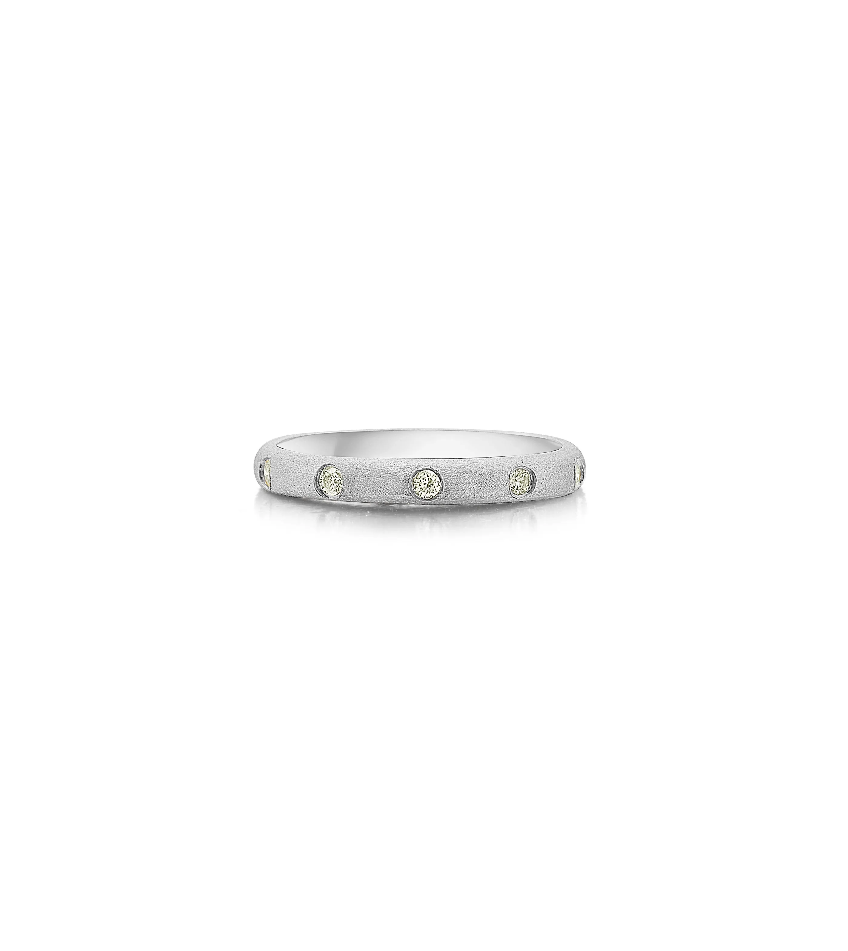 Diamond 5 Stone Flush Band