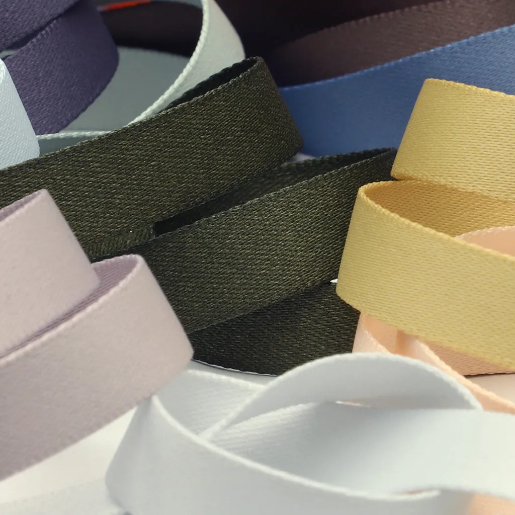 Drape Mat Satin Ribbon #136 Rifle green
