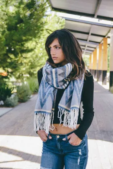 JADEN TASSEL SCARF