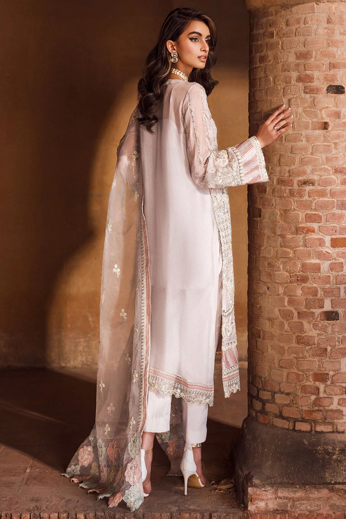 Luxury Ivory Embroidered Chiffon Pakistani Party Wear Salwar Suit