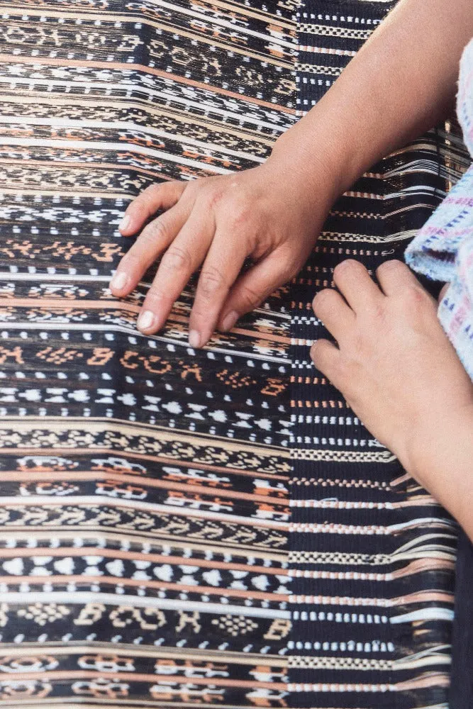 Maria Pillow, Ikat, Havana