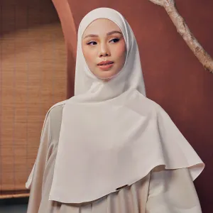 Mina Khimar in White