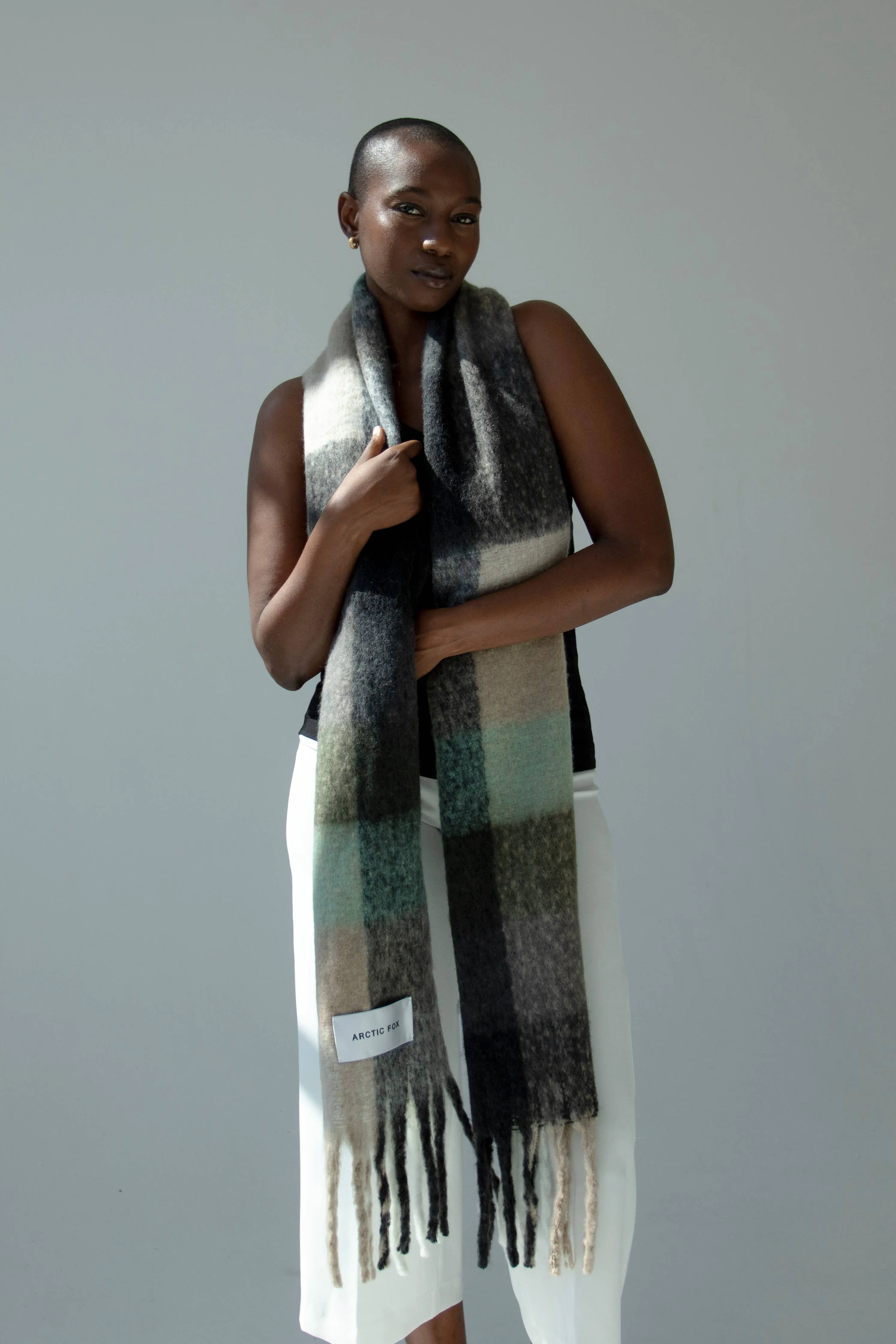 Reykjavik Scarf  Black