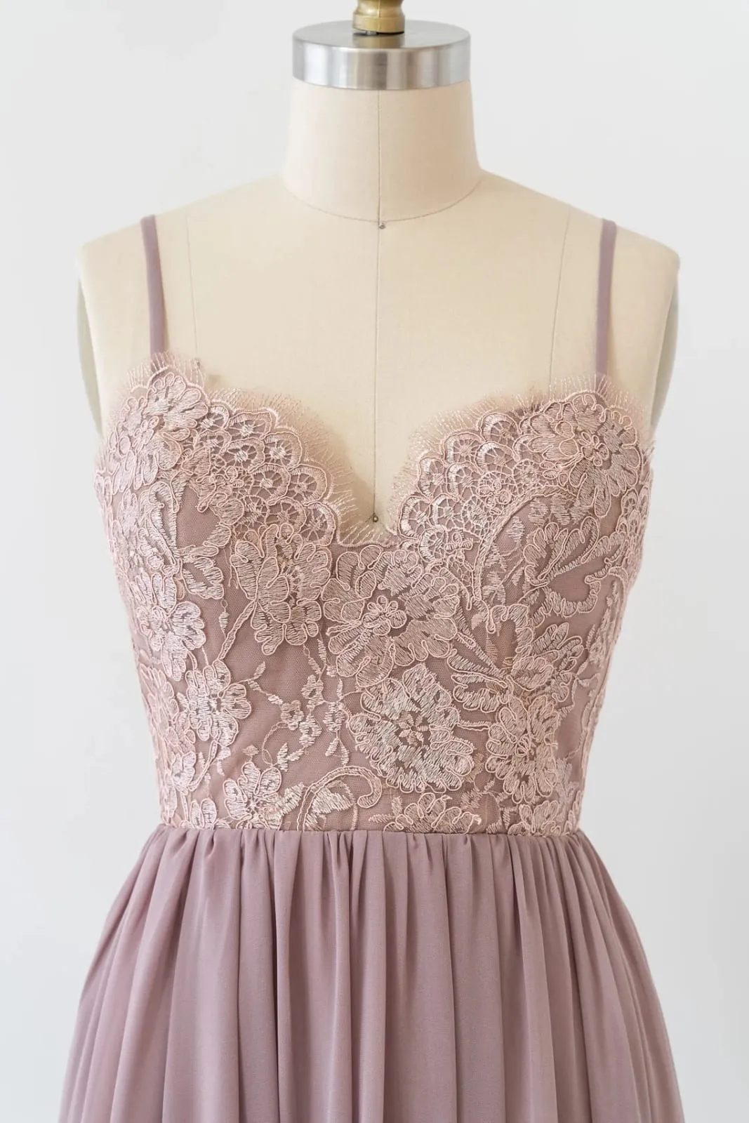 Strap Sweetheart Embroidery Lace Dusk Chiffon Pleated Bridesmaid Dress